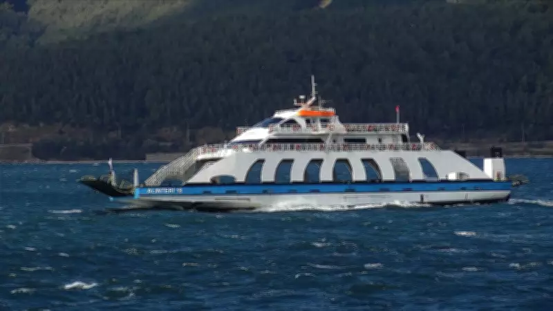 Güney Marmara'da Fırtına Alarmı: Onlarca Feribot Seferi İptal Edildi