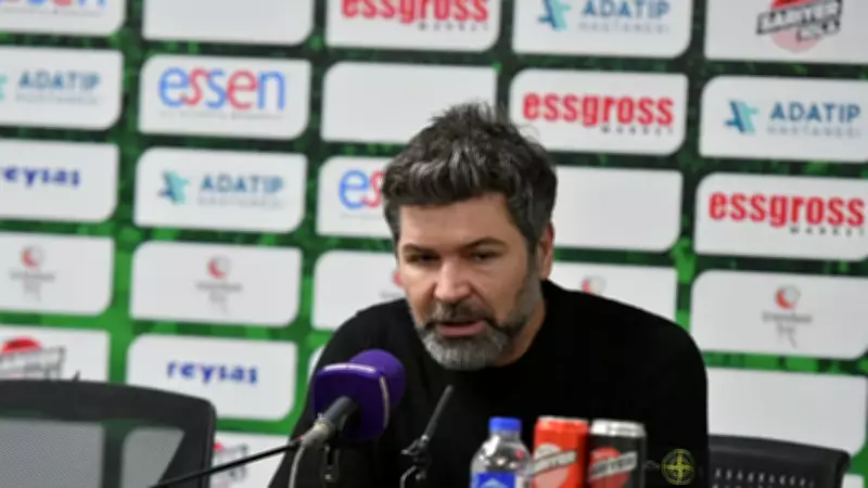 Hakan Kutlu'dan Hakemlere Sert Eleştiri: 'Ya Futbolu Bilmiyorlar Ya da...'