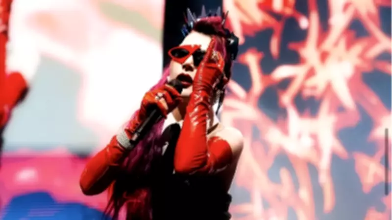 Hande Yener, Sezen Aksu Şarkılarını Senfoniyle Sahneye Taşıyor