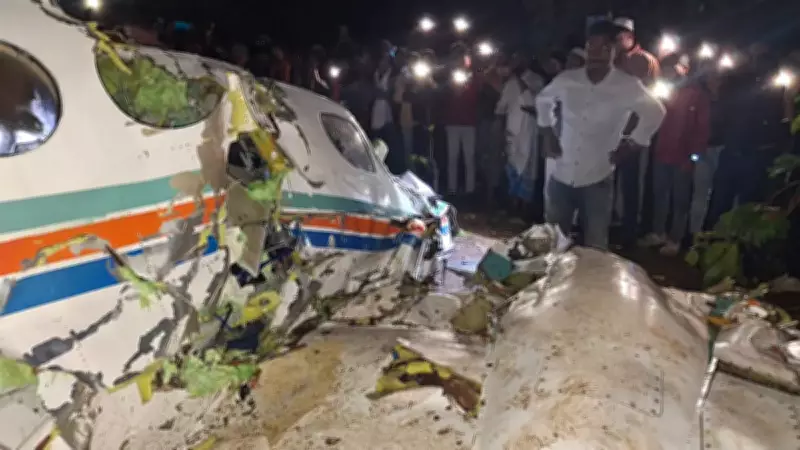 Hindistan'da Ambulans Uçağı Düştü: 7 Kişi Hayatını Kaybetti