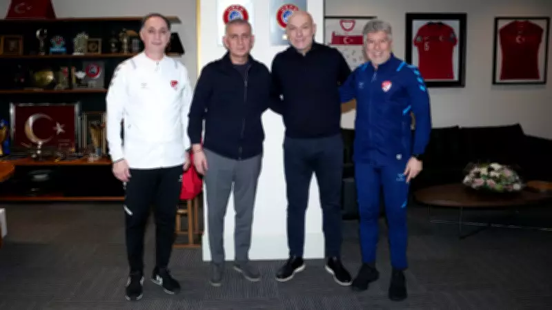 Howard Webb Türkiye'de: MHK Ziyareti ve Hakemlikte Uluslararası İş Birliği