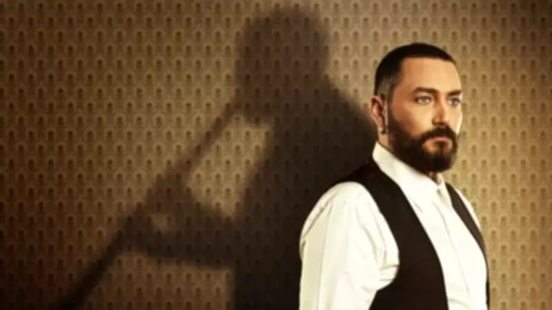 Hüsnü Şenlendirici'nin Dünüründen Göz Kamaştıran Ramazan Sofrası Paylaşımı