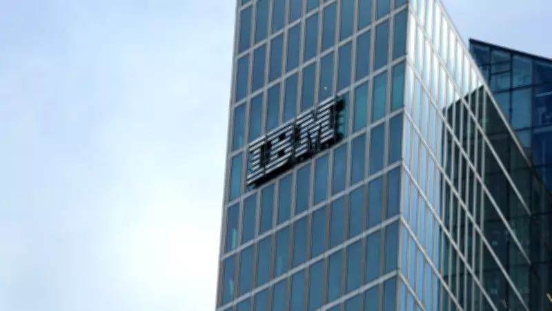 IBM Hisse Değeri 25 Yılın En Sert Düşüşünü Yaşadı: Piyasa Değeri 38.4 Milyar Dolar Eridi