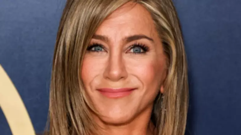 Jennifer Aniston 57 Yaşında Formunu Nasıl Koruyor? İşte Sırrı!