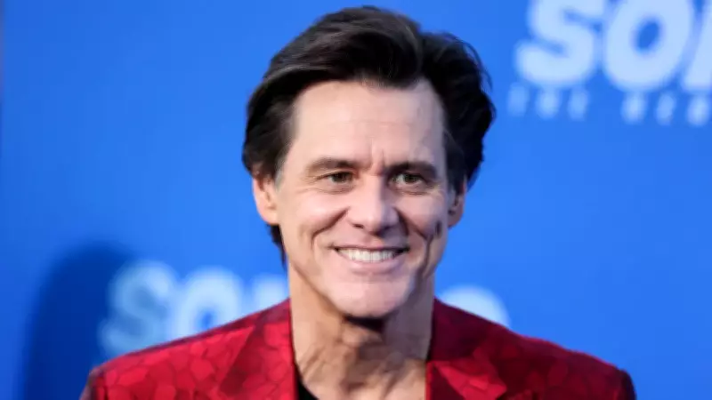Jim Carrey'in Paris'teki Şaşırtan Görünümü Sosyal Medyayı Karıştırdı