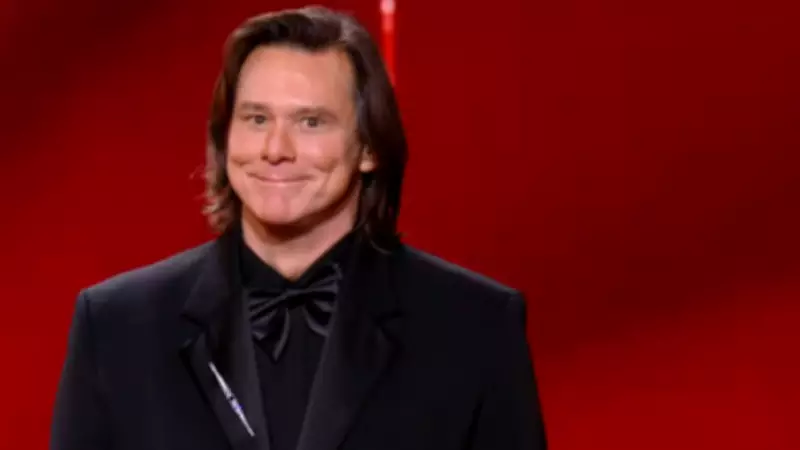 Jim Carrey'nin Yüzündeki Değişim César Ödülleri'nde Gündem Oldu