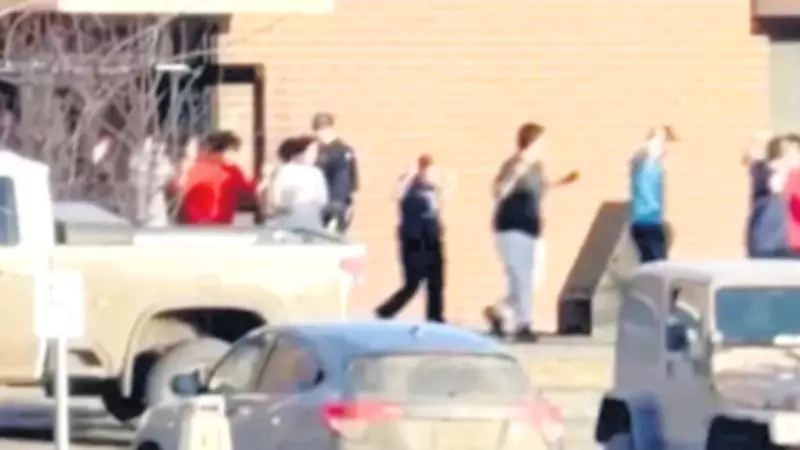 Kanada'yı Sarsan Okul Saldırısı: 10 Kişi Hayatını Kaybetti, 27 Yaralı