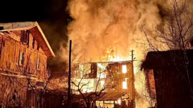 Karabük'te Ahşap Evde Çıkan Yangın İtfaiye Ekiplerince Söndürüldü