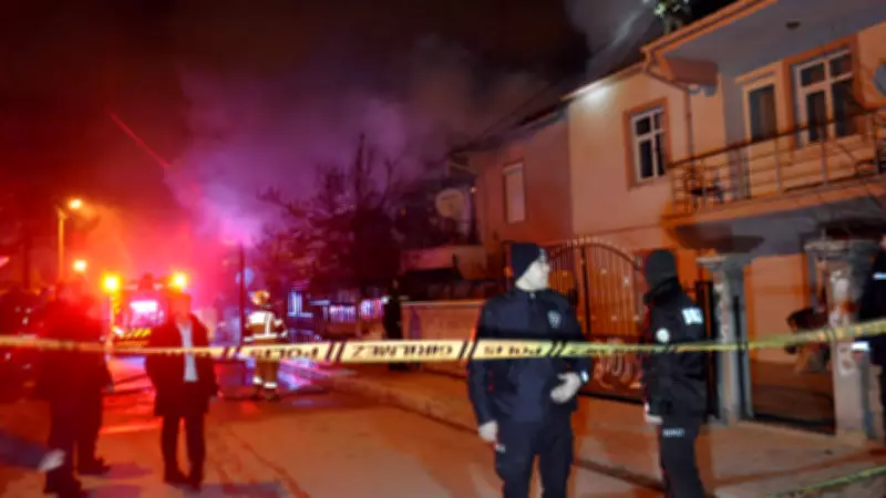 Karaman'da Çatı Katı Yangını Bitişik Binaya Sıçradı: 3 Kişi Hastanelik Oldu