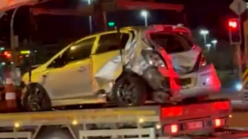 Kartal'da Aşırı Hız Faciası: Takla Atan Araç 3 Araca Çarptı, 2 Kişi Yaralandı