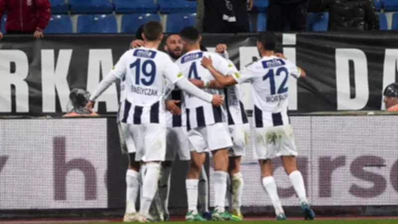 Kasımpaşa, 8 Maç Sonra Galibiyetle Tanıştı: Fatih Karagümrük'ü 3-2 Yendi