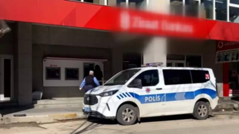 Kastamonu'da ATM'den Para Çekemeyen Şahıs, Balyozla Saldırdı