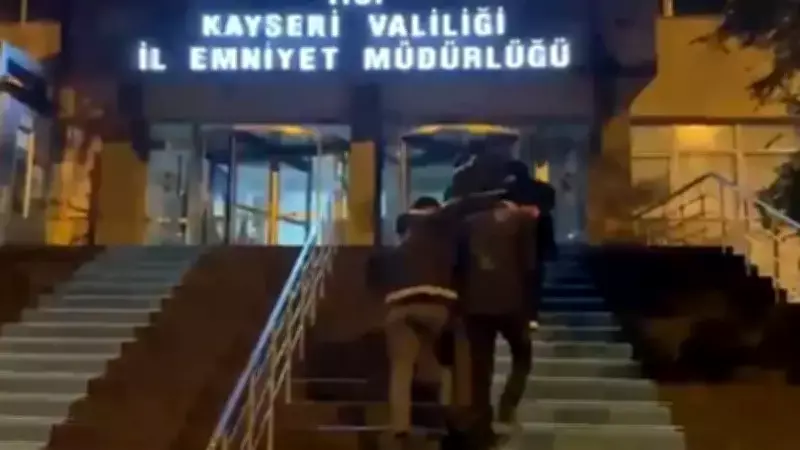 Kayseri'de 1,2 Kilo Uyuşturucu ile 3 Şüpheli Tutuklandı