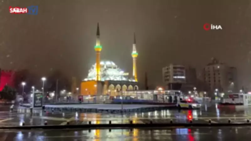 Kayseri'de Etkili Kar Yağışı Kentin Beyaz Örtüyle Kaplanmasına Neden Oldu