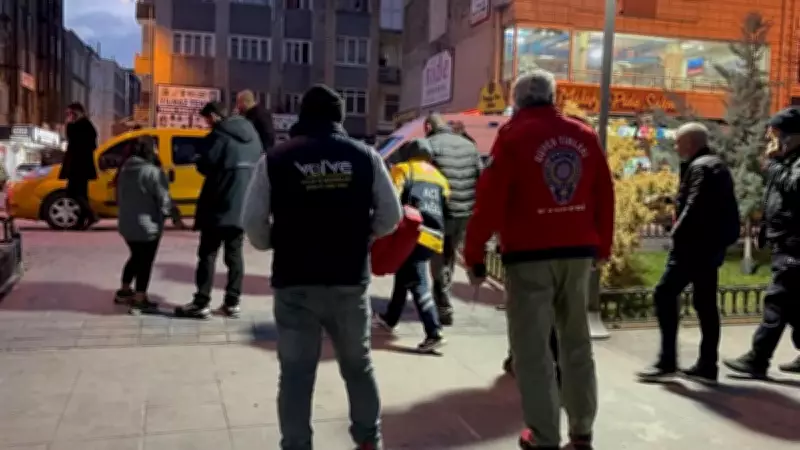 Kayseri'de Taksi Durağında Bıçaklı Kavga: Bir Şoför Yaralandı