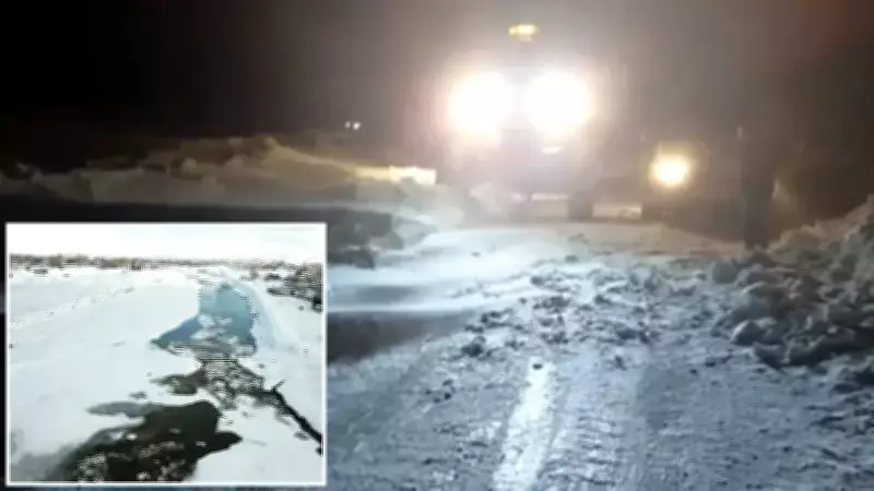 Kağızman'da Tipi 9 Aracı Mahsur Bıraktı, 30 Yolcu Kurtarıldı