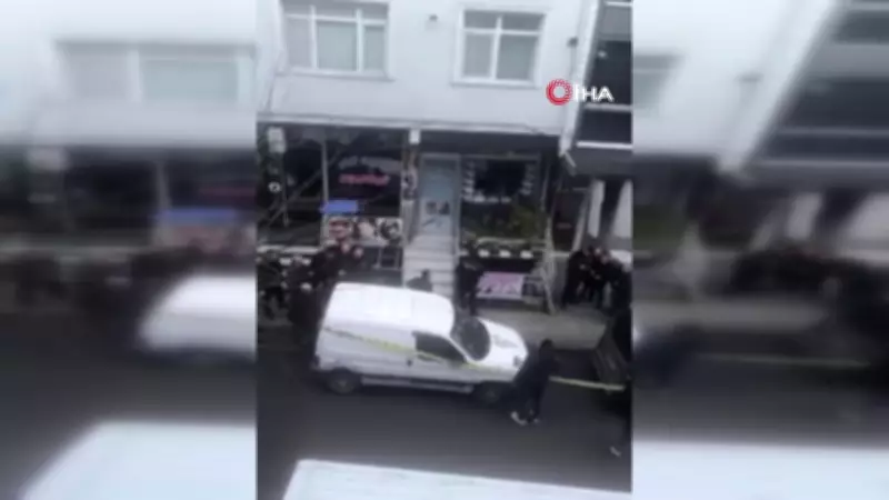 Küçükçekmece'de Emlakçıya Silahlı Saldırı: Motosikletliler Dükkana Ateş Açtı
