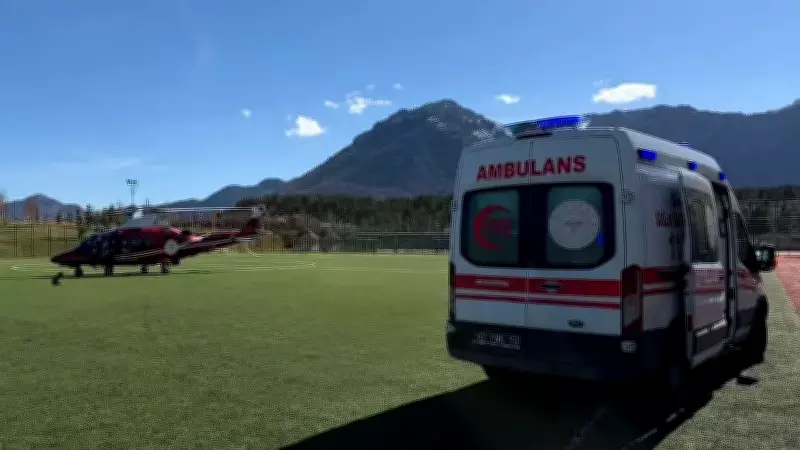 Konya'da Cuma Namazı Sırasında Kalp Krizi Geçiren Kişi Hava Ambulansıyla Hastaneye Uçuruldu