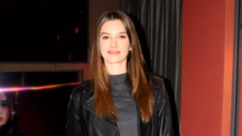 Leyla Lydia Tuğutlu Müzik Dünyasına Adım Attı: 'Senden Dönemem' ile Elektronik Müzikte Yeni Bir Sayfa