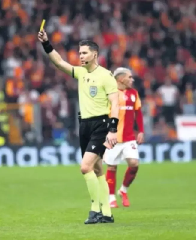 Makkelie'nin Kararları Tartışma Yarattı: Galatasaray'ın Zaferinde Hakem Performansı