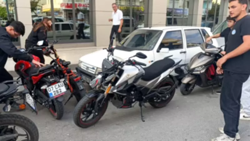 Manisa'da Acı Kayıp: 16 Yaşındaki Lise Öğrencisi Motosiklet Kazasında Hayatını Kaybetti