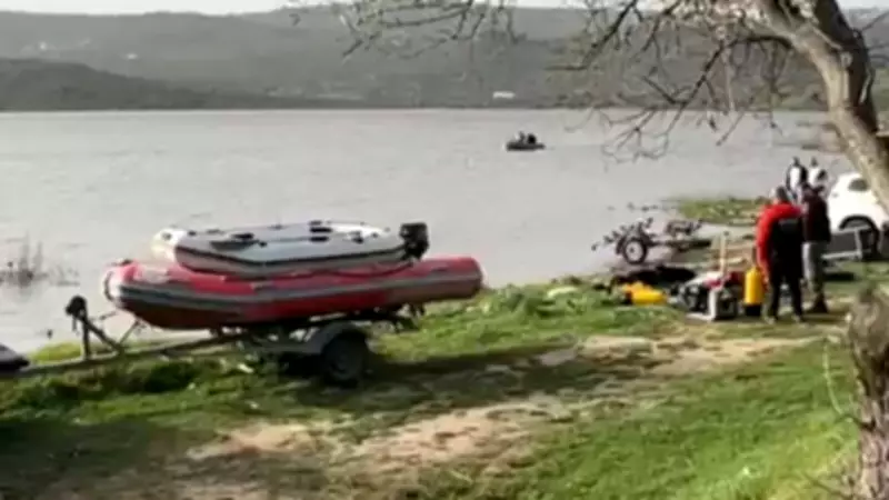 Manisa'da Gölet Kenarında Kaybolan Genç İçin Karada ve Suda Arama Başlatıldı