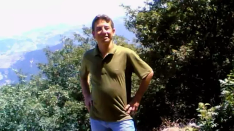 Manisa'da Halı Sahada Kalp Krizi Geçiren Öğretmen Vedat Sarıçam Hayatını Kaybetti