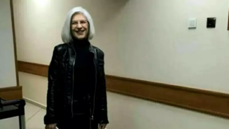 Manisa'da Korkunç Cinayet: 83 Yaşındaki Eş, 72 Yaşındaki Eşini Uykusunda Bıçakladı