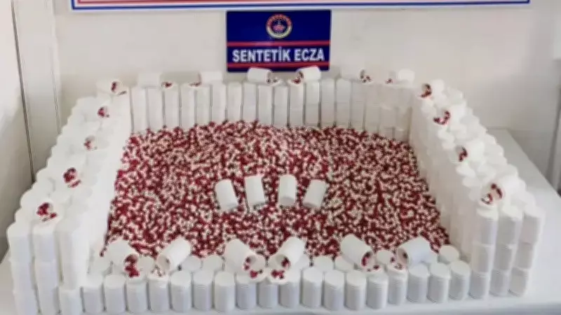 Manisa'da Uyuşturucu Operasyonu: 20 Bin 345 Sentetik Hap Ele Geçirildi