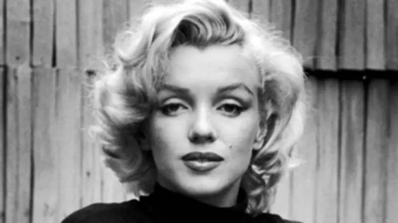 Marilyn Monroe'nun Palm Springs'taki Evi 3,3 Milyon Dolara Satılıyor