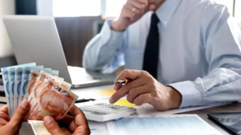 Memurlar ve Tüm Çalışanlar İçin Zorunlu İkinci Maaş Dönemi Başlıyor