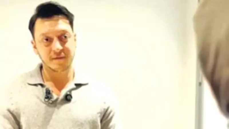 Mesut Özil'den Flaş Açıklama: Messi ve Ronaldo Tarih Oldu!