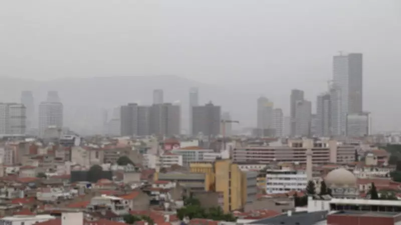 Meteoroloji Uyardı: Ege'de Kuvvetli Sağanak, Marmara ve Ege'de Toz Taşınımı Bekleniyor