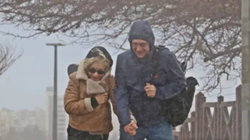 Meteoroloji'den Kritik Uyarı: 5 İlde Sarı Alarm, 3 Bölgede Sağanak Yağış Bekleniyor