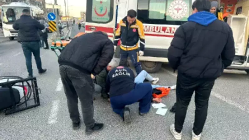 Muratlı'da Otomobil ile Motosiklet Çarpıştı: Sürücü Yaralandı