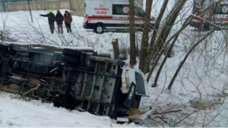 Muş'ta İşçi Servisi Şarampole Yuvarlandı: 6 Kişi Yaralandı