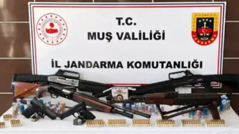 Muş'ta Operasyon: Ruhsatsız Silahlar ve Mühimmat Ele Geçirildi, 6 Şüpheli Yakalandı