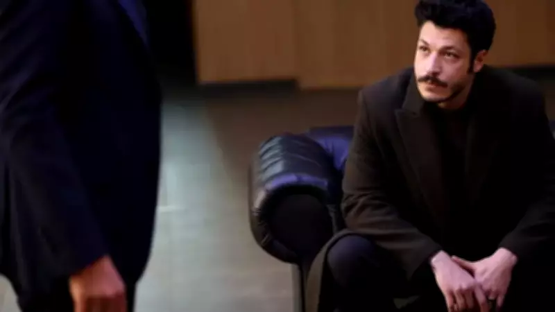 İnci Taneleri 48. Bölüm: Necmi'nin Reyyaz Tehdidi ve Azem'in Yokluğunda Değişen Dengeler