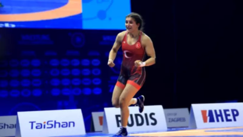 Nesrin Baş, Arnavutluk'taki Turnuvada Bronz Madalya Kazandı