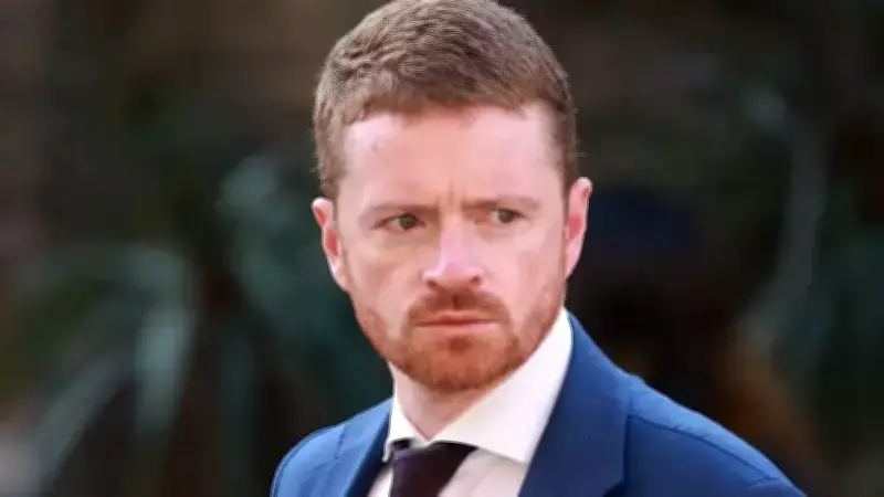 İngiltere'de Büyükelçi Skandalı: McSweeney, Epstein Bağlantılı Atama Nedeniyle İstifa Etti