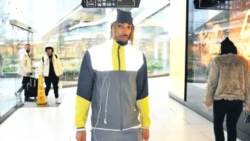 Ünlü Oyuncu, Hayranlarının Yoğun İlgisinden Büyük Mutluluk Duydu