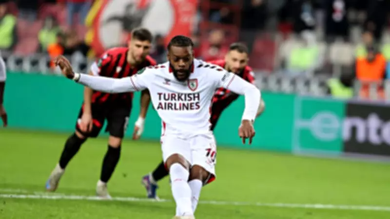 Olivier Ntcham: UEFA Konferans Ligi'nde Maçı Kontrolümüze Aldık