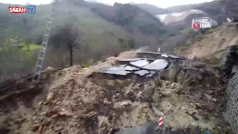 Ordu-İç Anadolu Bağlantı Yolunda Heyelan: Yol Uçtu, Ev Tahliye Edildi