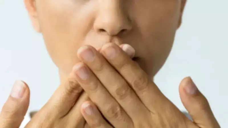 Oruçluyken Küfür Etmek Orucu Bozar mı? Diyanet'in Açıklaması