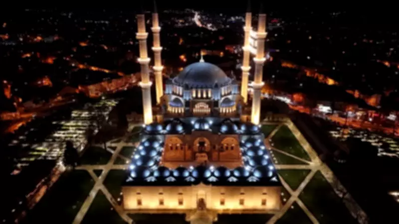 Osmanlı'dan Günümüze: İhtişamıyla Büyüleyen Cami ve Külliyeler