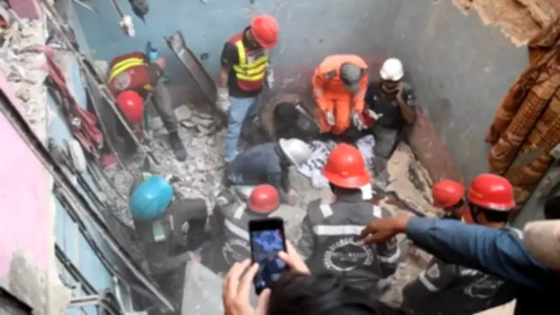 Pakistan'da Gaz Kaçağı Patlaması: Karaçi'de 16 Can Kaybı