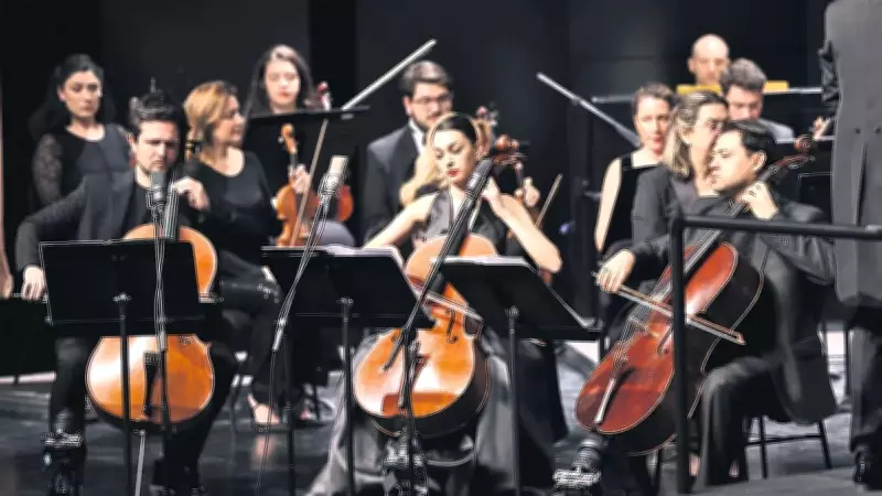 Penderecki'nin 'Konçerto Grosso'su Türkiye'de İlk Kez İDSO ile Sahnelendi