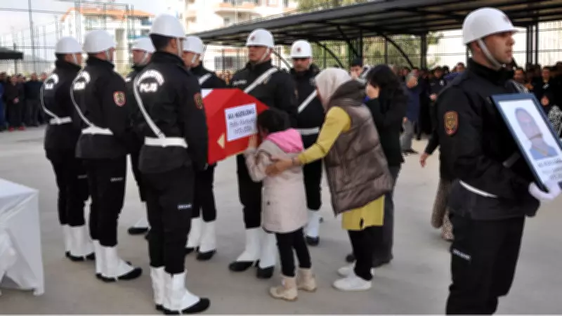 Polis Memuru Ali Kızıldağ'ın Cenazesinde Kızının 'Baba' Çığlığı Yürekleri Dağladı