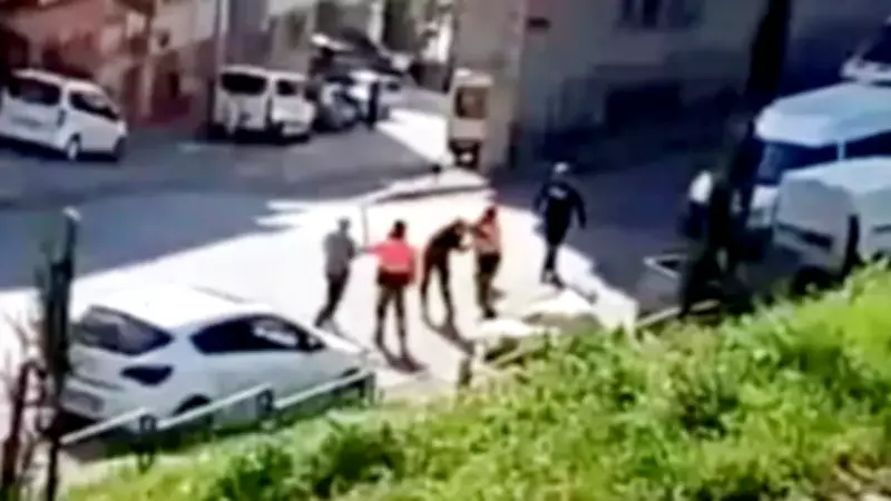 Ramazan Davulcuları ile Korsan Davulcu Arasında Sokak Kavgası