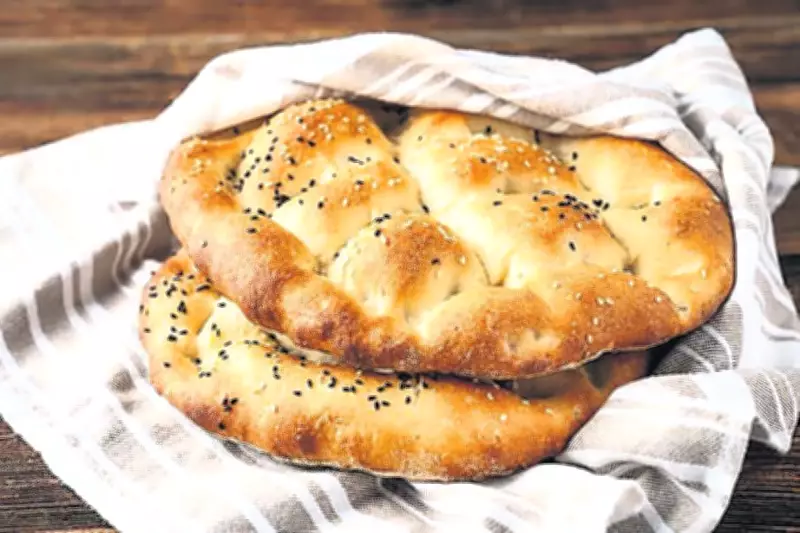 Ramazan Sofralarının 500 Yıllık Lezzeti: Pidenin Tarihi ve Yapım Sırları